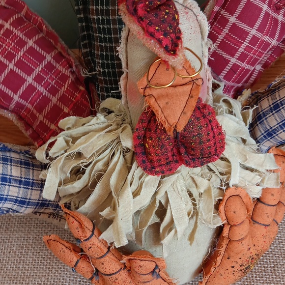 TWO TURKEYS - Picture 3 of 5